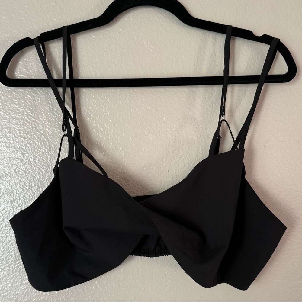 ❇️PrettyLittleThing Black Twist Front Bra Top 2 for $22❇️